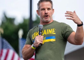 Financial Watchdog Investigates Adam Kinzinger for Making Bets on His Pardon