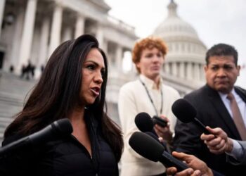 Renewable Energy Super PAC Targets 7 Republicans With $15 Million War Chest
