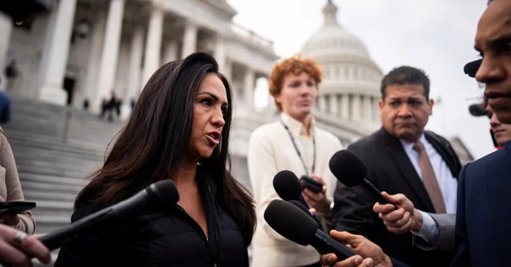 Renewable Energy Super PAC Targets 7 Republicans With $15 Million War Chest