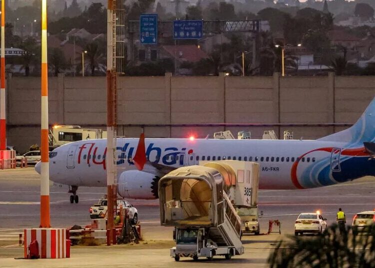 Investigators Seek to Determine How a Weapon Entered FlyDubai Cockpit