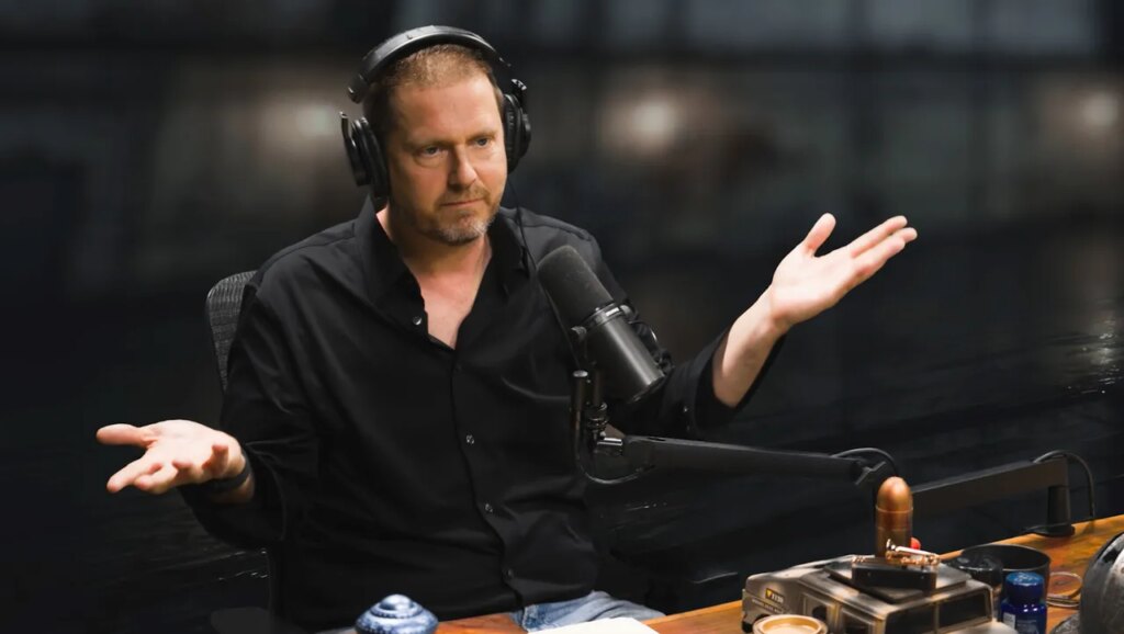 Tim Heidecker Is Bringing His Joe Rogan Parody Show to The Onion