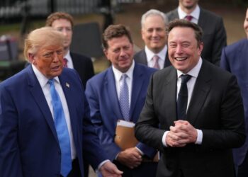 Elon Musk to return his attention to government, advise Pentagon on future of war