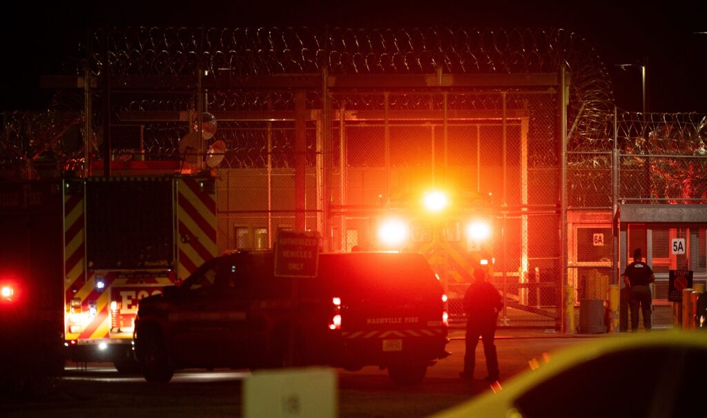 What is a botched execution, and what happened in previous cases?