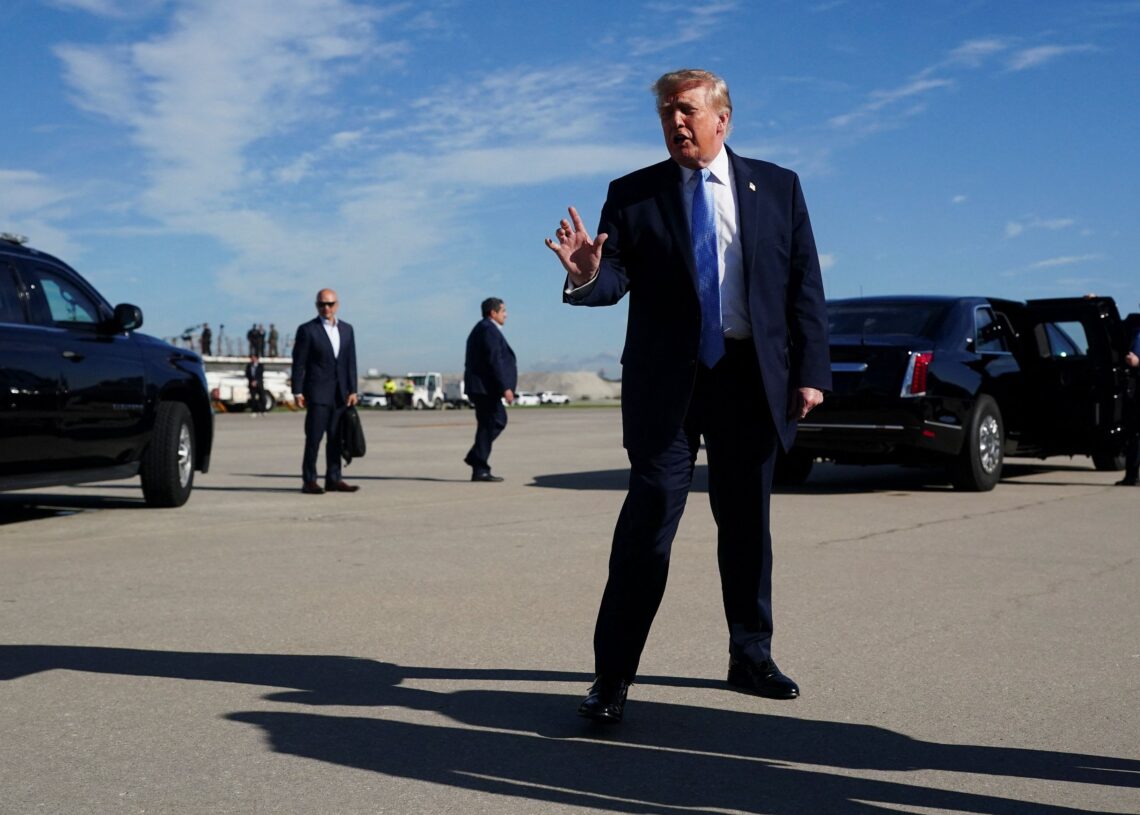Trump embarks on rally blitz, hoping to energize GOP voters