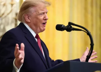 Trump left crowd ‘dazed and confused’ with ‘totally bonkers’ ballroom remark: analyst