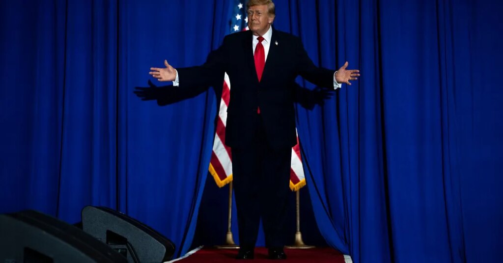 Trump Puts on a Midterms Show for an Audience That’s Already Sold