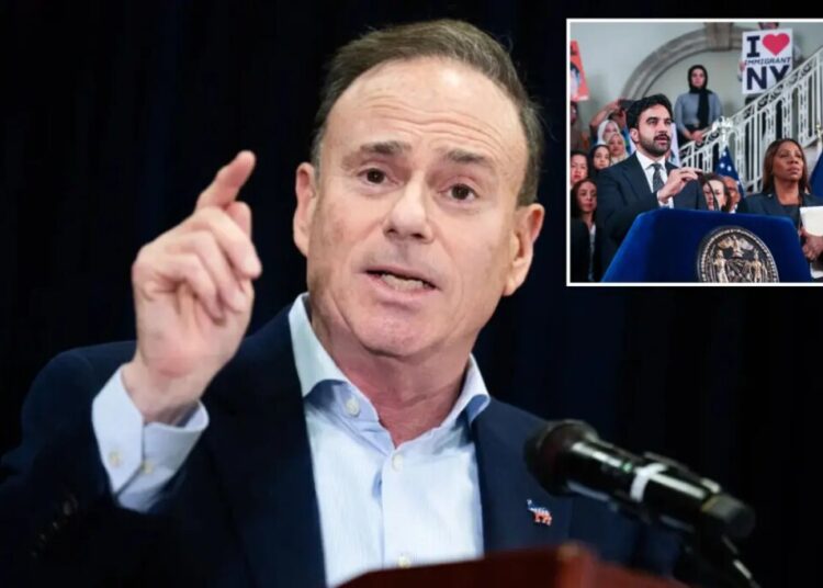 Jay Jacobs overwhelmingly re-elected NYS Dem chairman despite challenge
