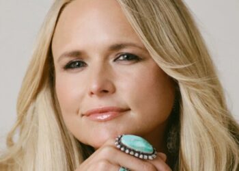 How Miranda Lambert Went From ‘Gun-Toting Redneck’ to ‘Choosin’ Texas’ and Joy
