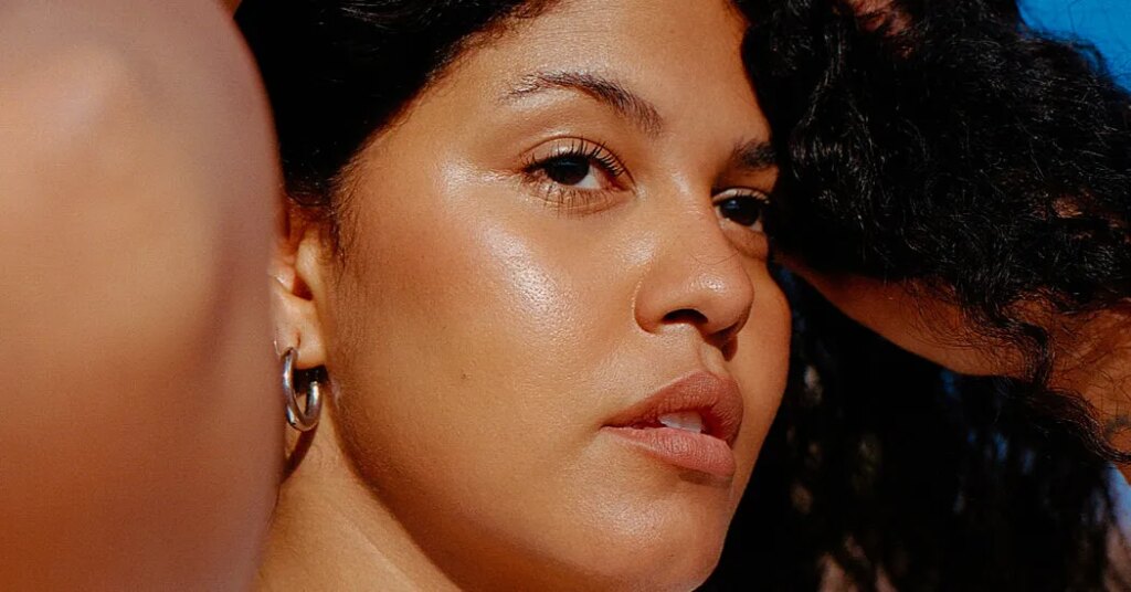 Her Singles Made Her a Star. A First Album Took More Work.