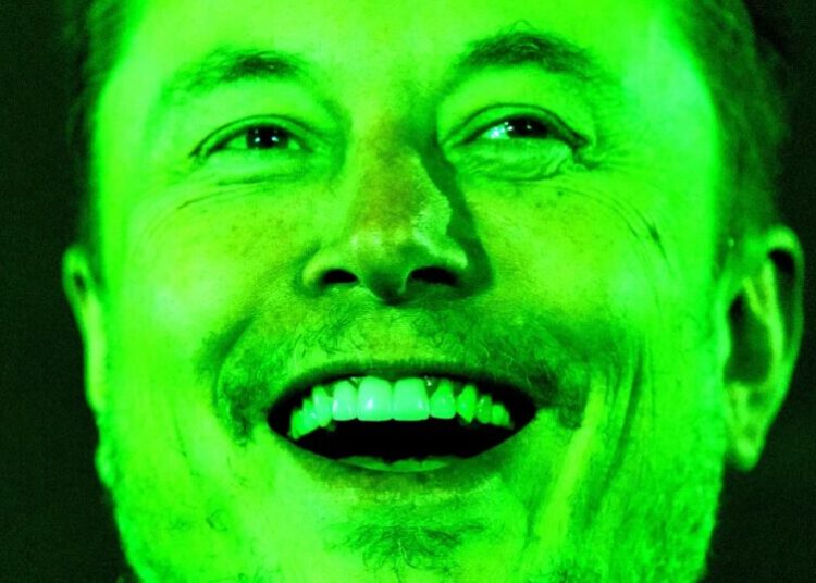 Elon Musk Is Such a Sad Sack That He Just Stole a Random Guy’s Joke on Twitter