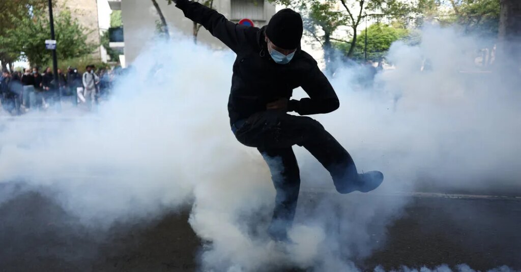 Blockades, Fireworks and Tear Gas: Young Protesters Are Rattling France
