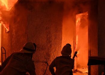 Powerful Wildfires Require a New Approach, California Report Finds