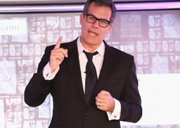 We’ve lost about 200,000 creative jobs since the rise of AI. The urbanist who coined ‘the creative class’ said AI is coming for the ‘grind-out jobs’