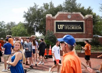 This Shoe Company’s Instagram Ad With a Frat Is Pissing People Off