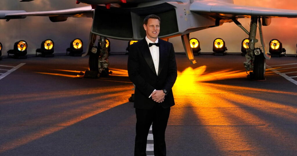 As David Ellison names his new empire Skydance, the message is clear: He owns Hollywood