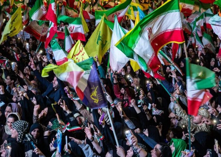 Iran Jails Hard-Line Lawmaker, Exposing Deep Rifts in Its Leadership