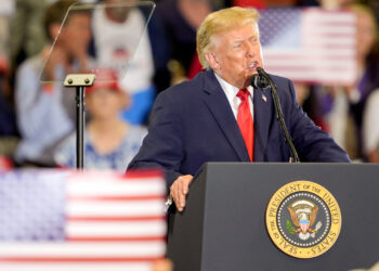 Trump revisits the scene of his political ascent as Republicans struggle
