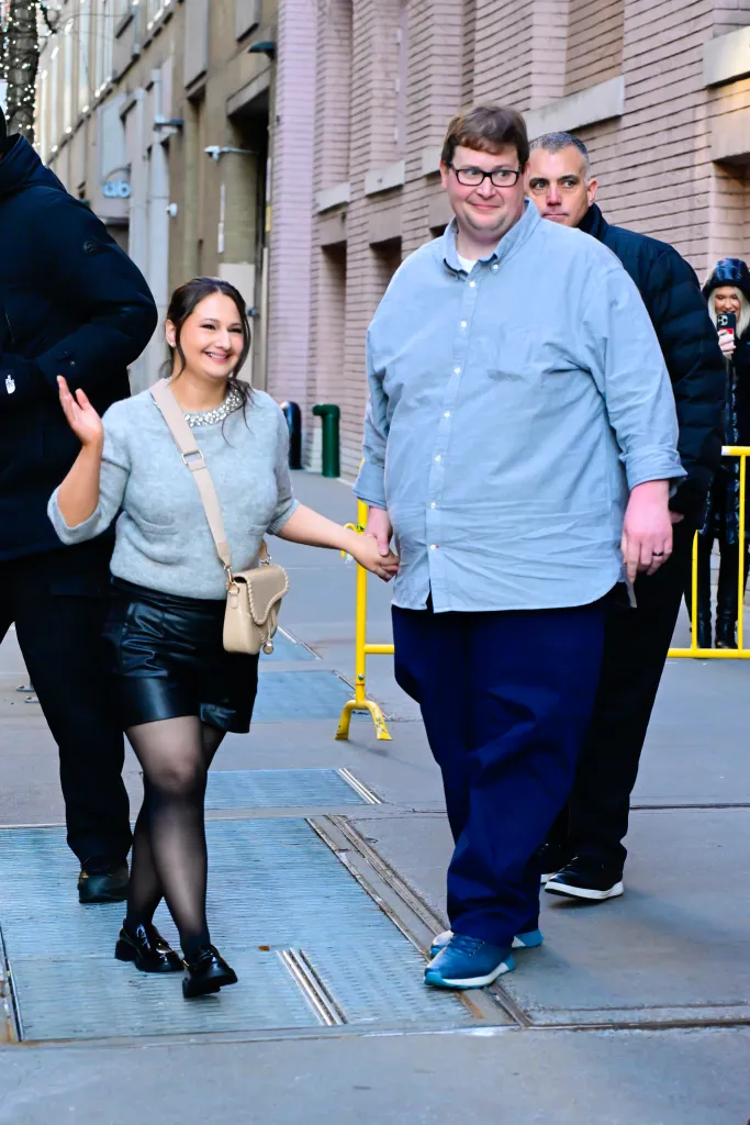 Gypsy Rose Blanchard and Ryan Scott Anderson walk together in New York City.