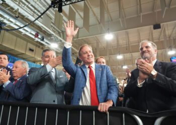 ‘A slow-moving car crash:’ Republicans are wary of the $200 million-plus price tag to save Ken Paxton
