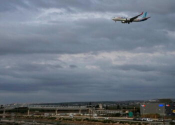 FlyDubai copilot wielded cockpit’s emergency ax in ‘terrorist act,’ officials say