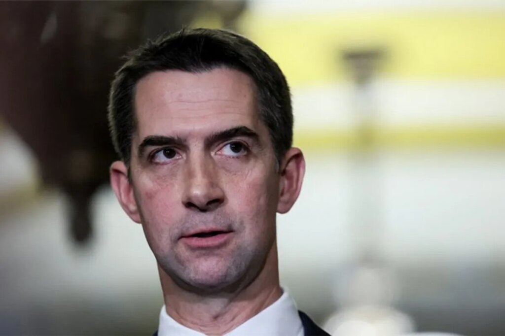 MAGA senator defies Trump in first response to president’s new pressure campaign