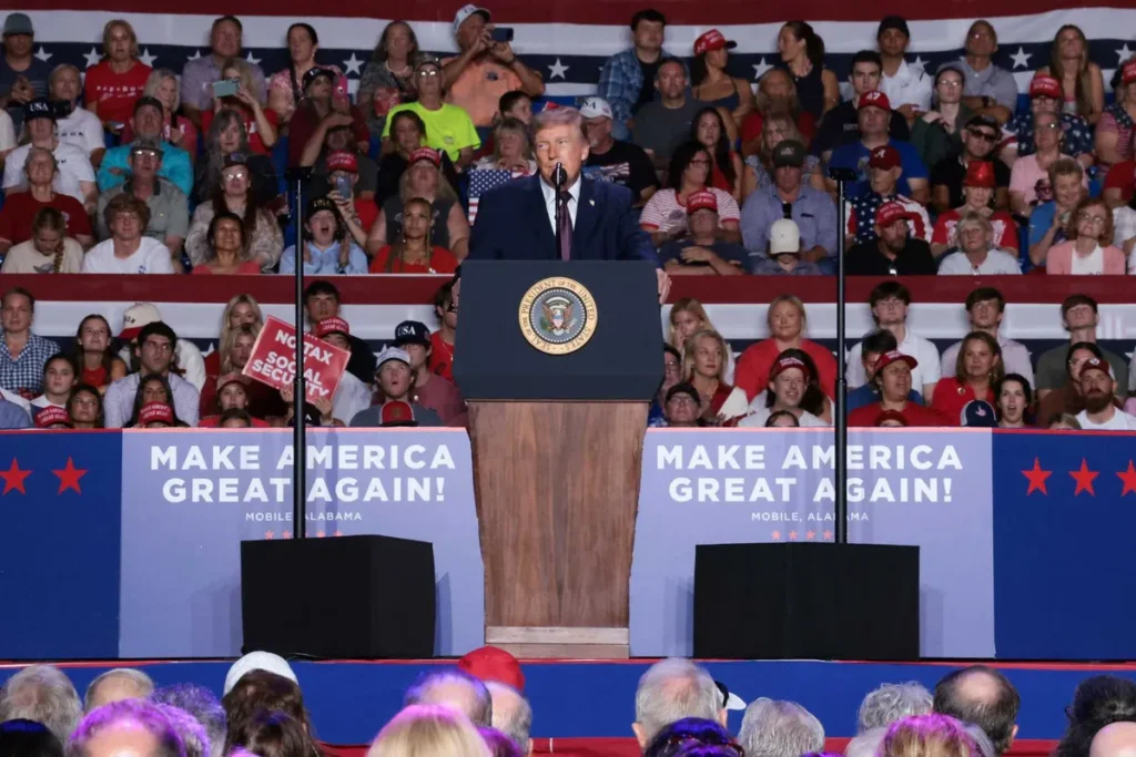 ‘All hell broke loose’: Expert warns Trump’s midterm danger zone comes after voting ends