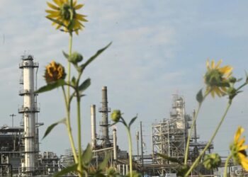 A Supreme Court Battle Over Climate Change Begins
