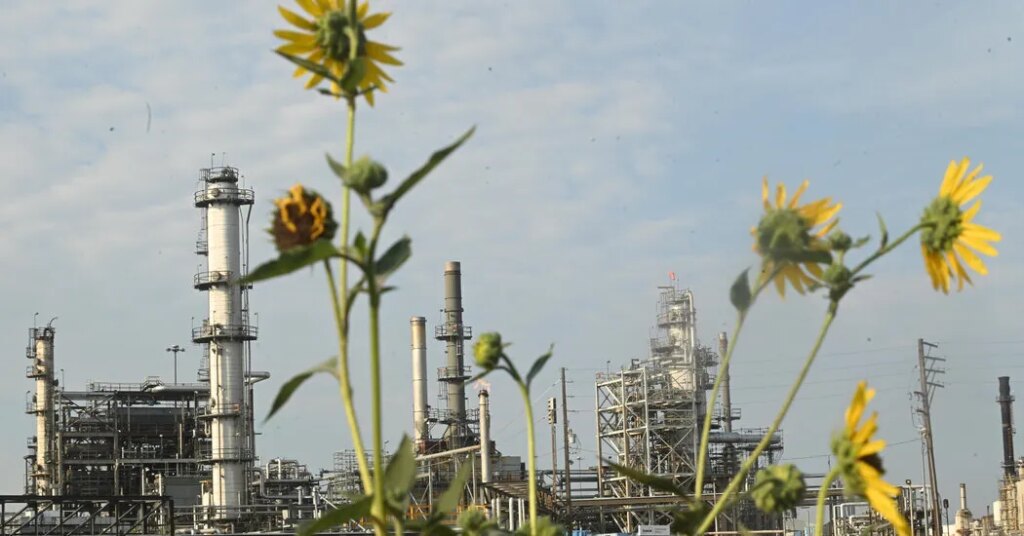 A Supreme Court Battle Over Climate Change Begins