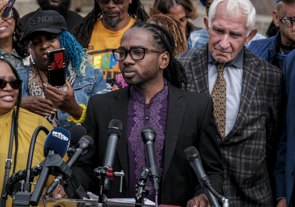 Trayon White took the cash. Council should take action.