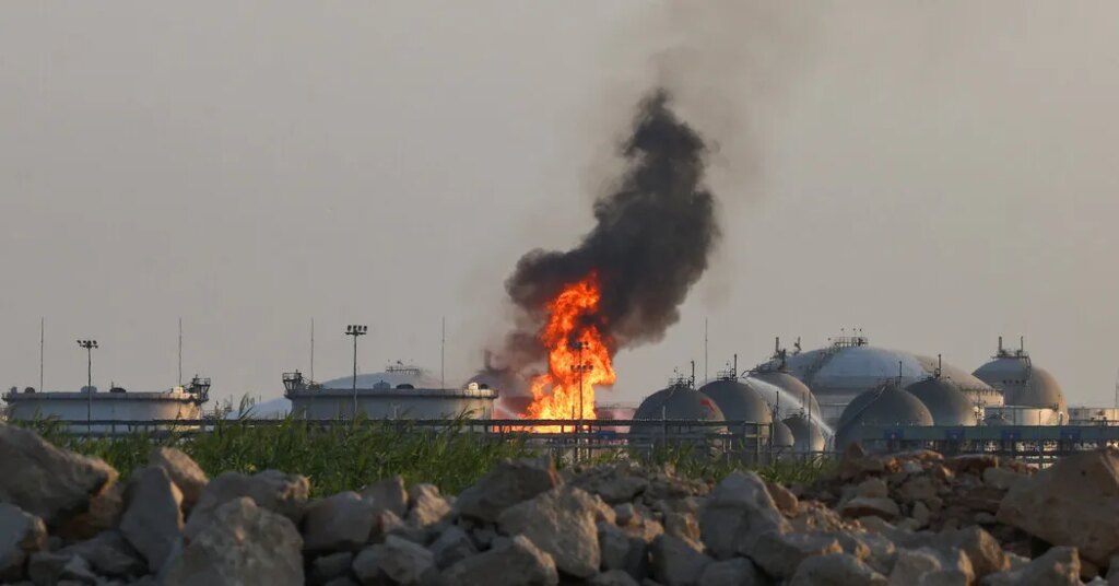 Houthis Claim Attack on Oil Site in Saudi Capital as Yemen Conflict Escalates