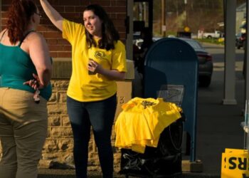 Meet the ‘mini Erin Brockoviches’ fighting off eminent domain—and the shadow of Amazon—as a data center hands out $10,000 to their neighbors