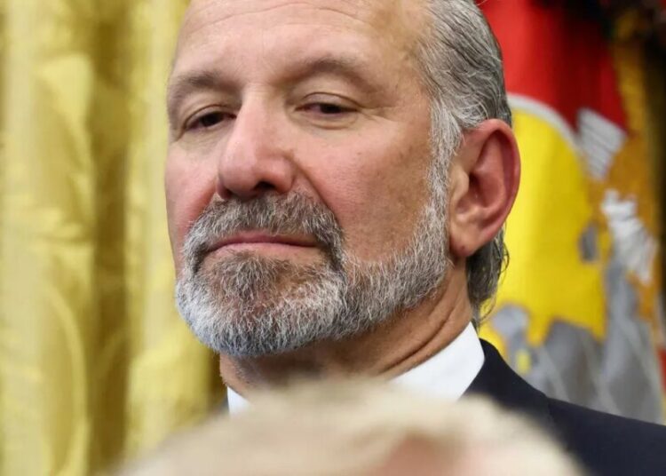 Raised eyebrows as banker who outed Howard Lutnick’s Epstein ties dies by suicide