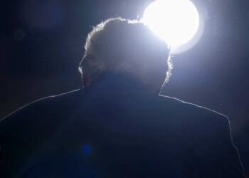 Trump’s ‘unmistakable’ threats to GOP pave way for astonishing ‘act of self-dealing’: NYT