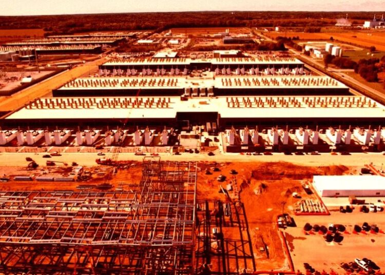 Amazon Warns Local Communities to Stop Defying Its Massive AI Data Centers