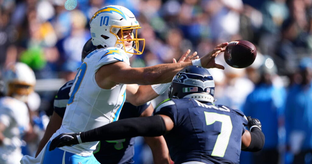 Chargers spiral to 0-4 as chaotic offense and turnovers doom comeback bid