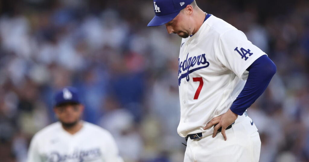 Dodgers waste chance to seize control of NLDS, fall to Braves in Game 2