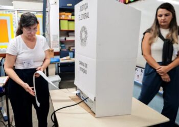 Lula and Bolsonaro Head to Runoff for Brazil’s Presidency