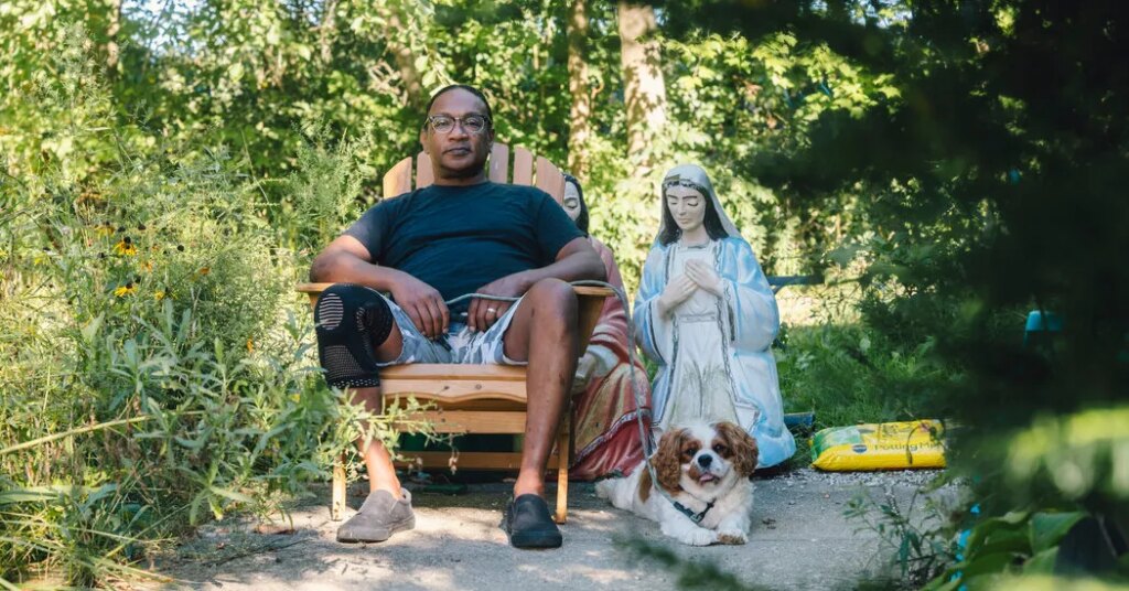 They Argued About Trump at a Dog Park. Then They Pulled Their Guns.