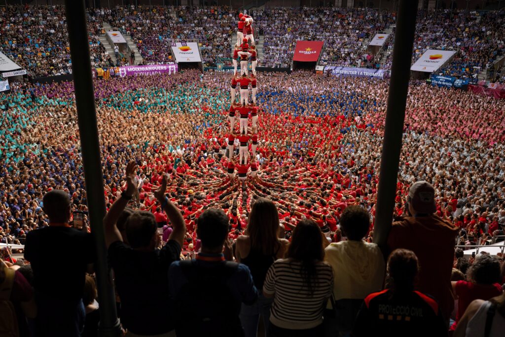Photos: Human-Tower Season