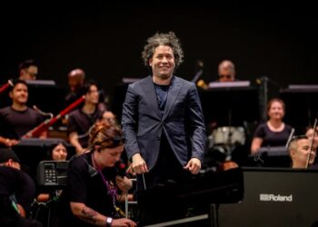 Uptown toasts the New York Philharmonic’s Gustavo Dudamel, and other items from the column
