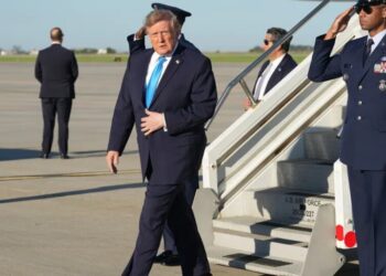 White House Blocked Politico From Air Force One for Trump’s Trip to Nebraska