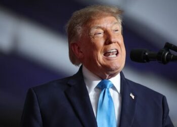 Gavin Newsom, Jim Acosta and More Torch Trump After He Dares Iran to ‘Take Out’ Los Angeles or San Diego in Rally Speech