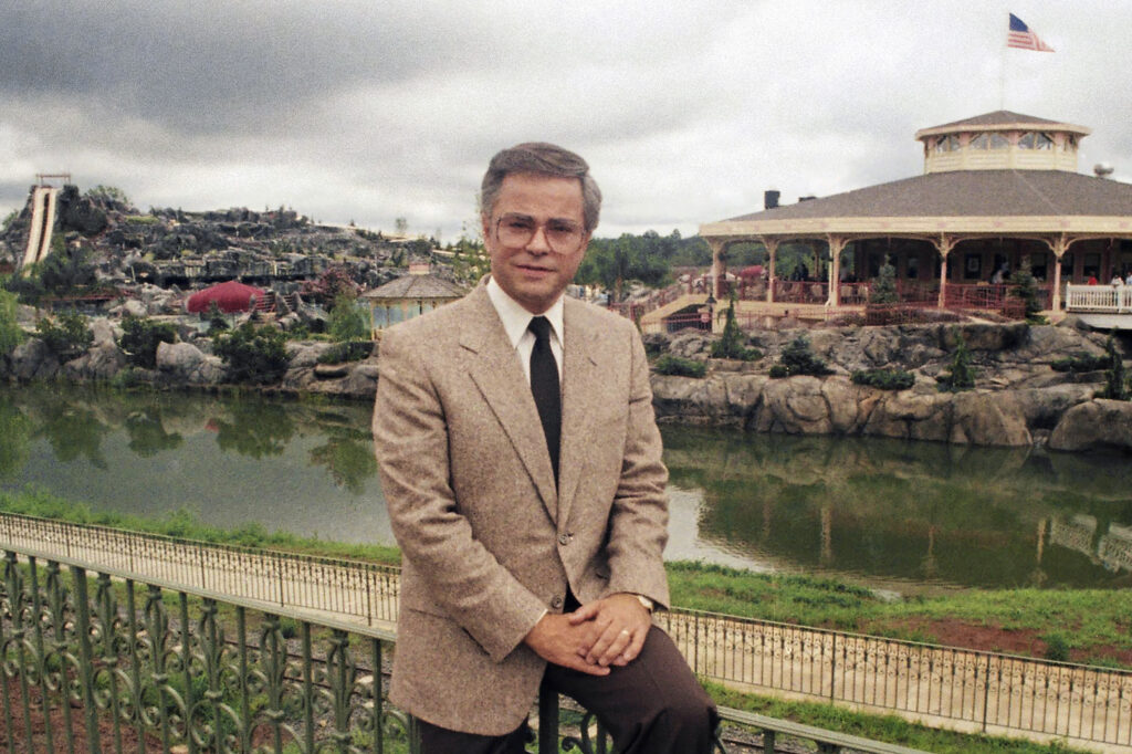 Jim Bakker, disgraced televangelist who went to prison, dies at 86