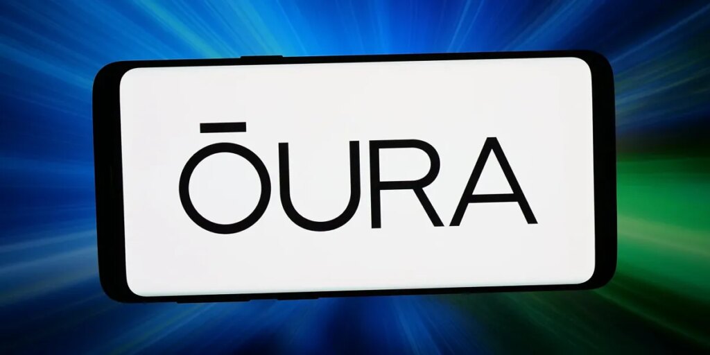 Why Oura really pulled its IPO: Wall Street experts suspect valuation concerns, an insider cash-out, and an Apple-sized threat
