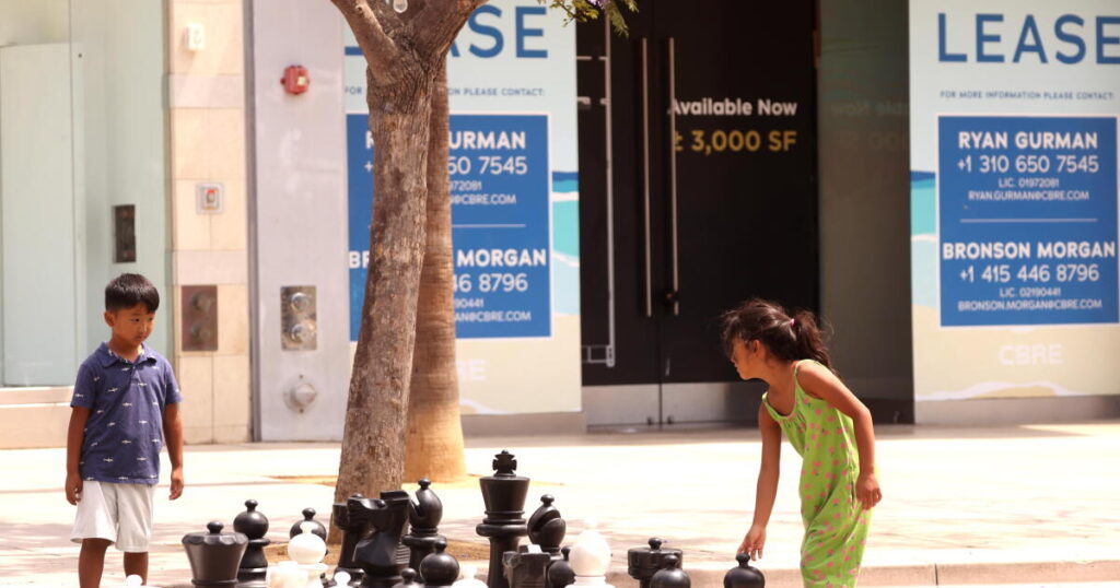 ‘What happened to Santa Monica?’ Why city struggles as Beverly Hills, WeHo thrive