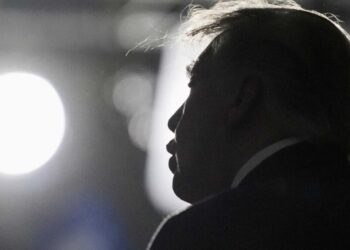 Gasps as ‘insane’ Trump goads enemy to ‘take out’ 5M Americans: ‘No words’