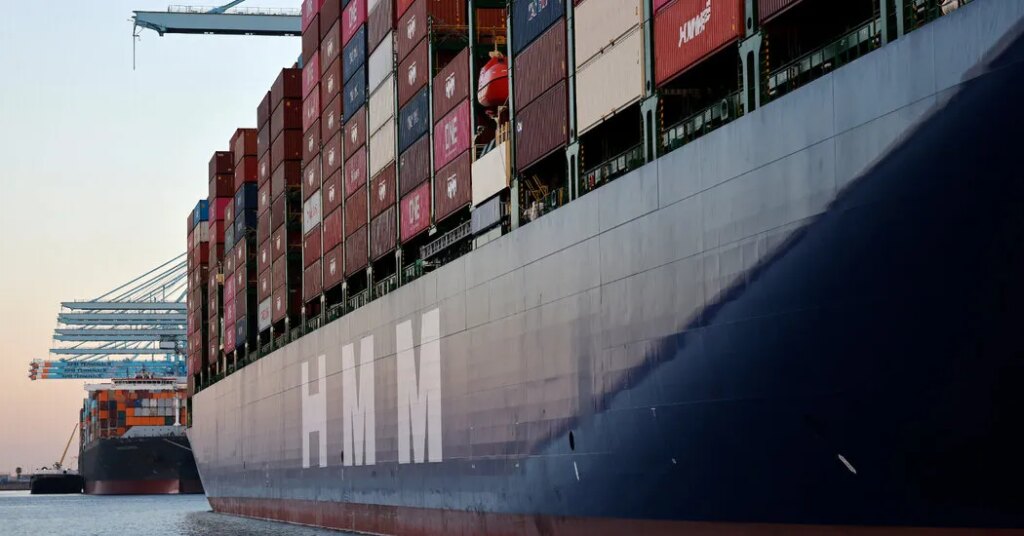U.S. Trade Deficit Widens in August