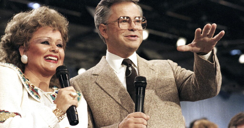 Jim Bakker, televangelist who rose to fame and fell from grace, dies