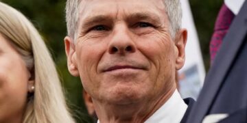 Wrongly Indicted Man Seeks Inquiry of Official Conduct in Reflecting Pool Case