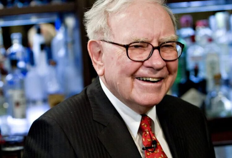 Retired Warren Buffett now spends his evenings glued to YouTube—watching Glenn Close clips, 1950s commercials, and Uzbekistani talent shows